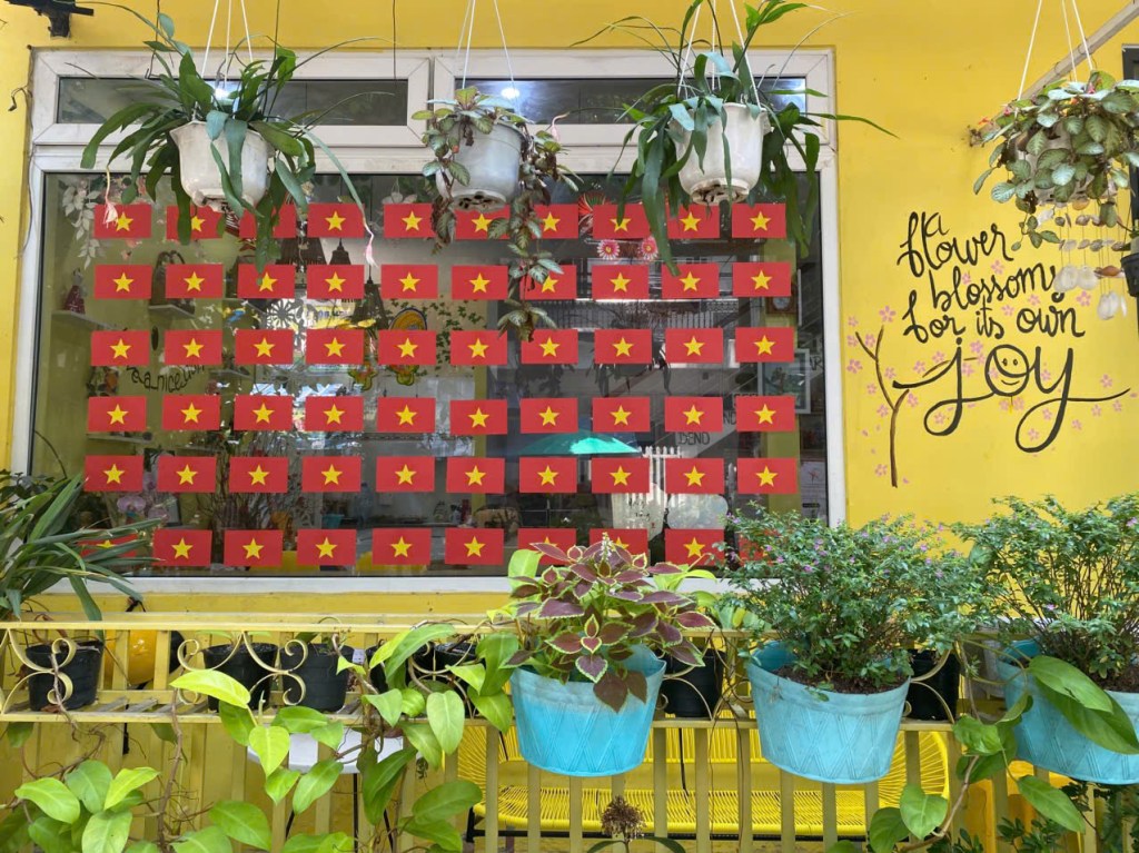 Rực rỡ cờ hoa @ Kalavietnam&nbsp;🇻🇳🌺